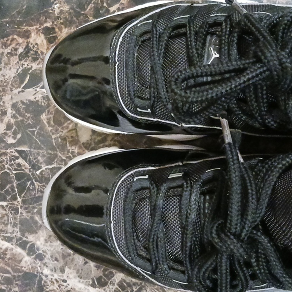 Jordan 11 Retro Jubilee Streatwear/Lifestyle Shoes Size 7 Men/8.5 Women - Picture 10 of 11